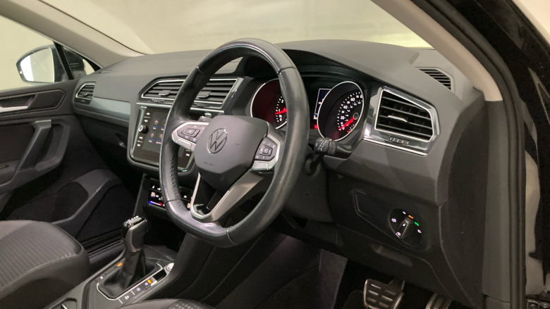 Volkswagen Tiguan 1.5 TSI 150 Active 5dr DSG Petrol Estate